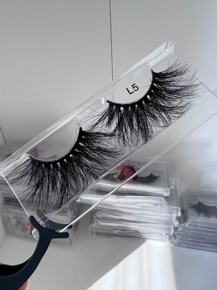 Naughty Lashes 25mm Collection