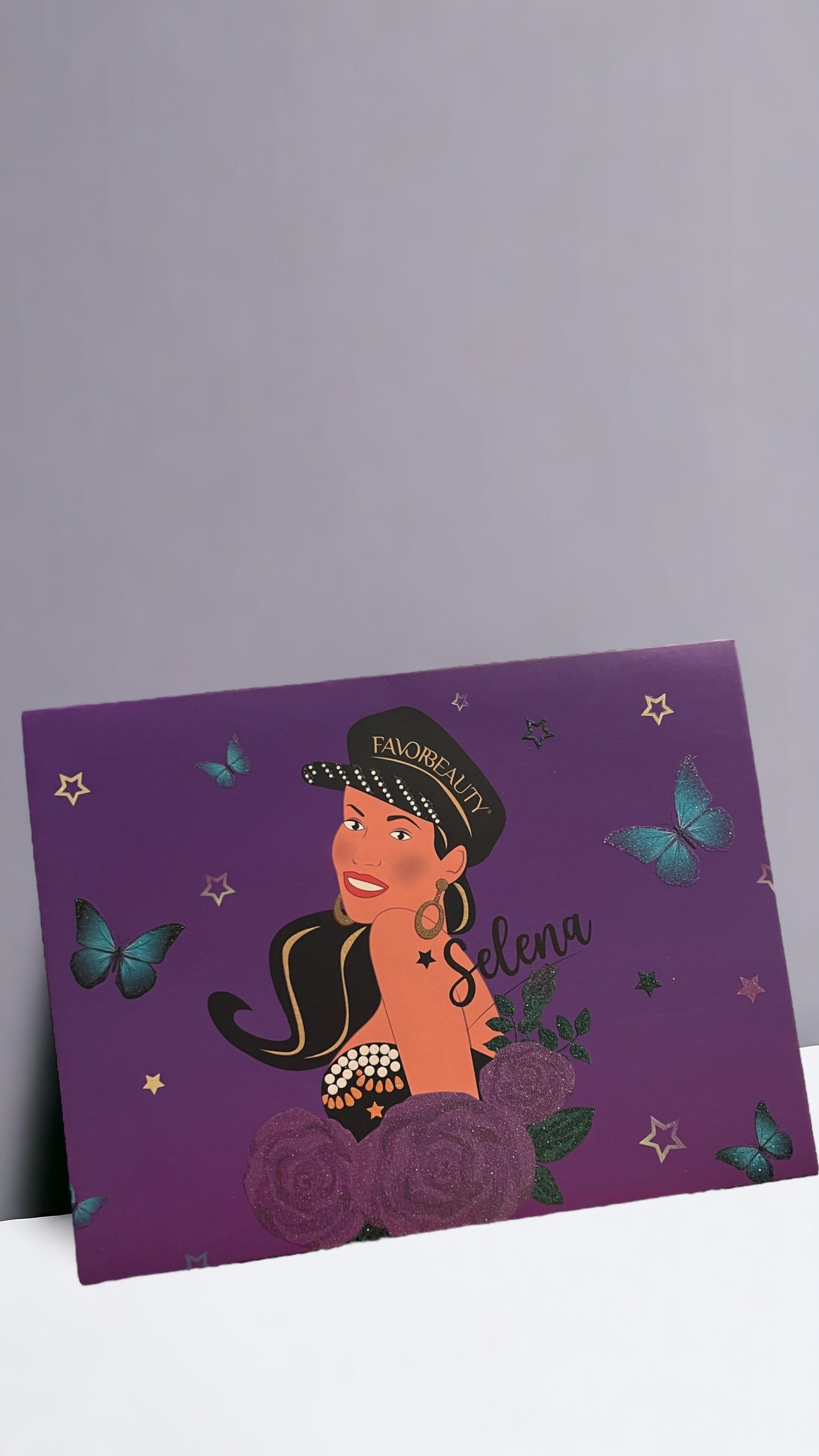 Selena Eyeshadow with mirror