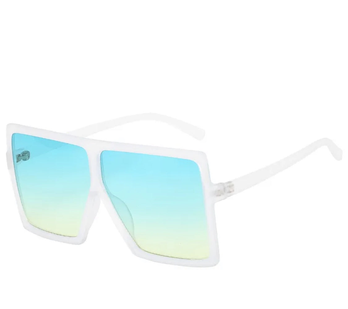 Gafas de sol con montura cuadrada grande