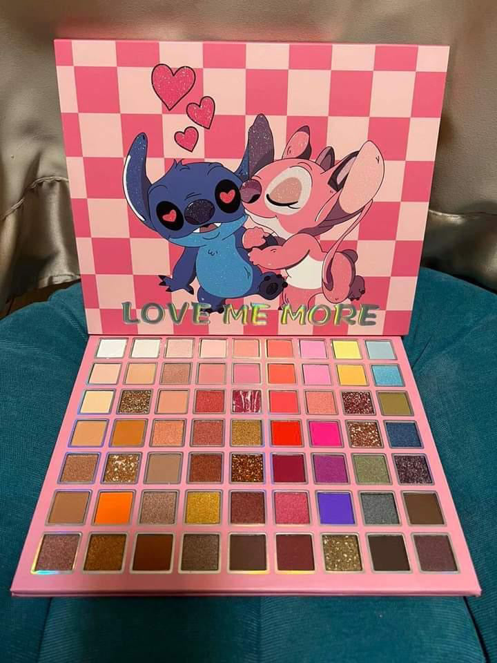 Stitch Pink Big eyeshadow