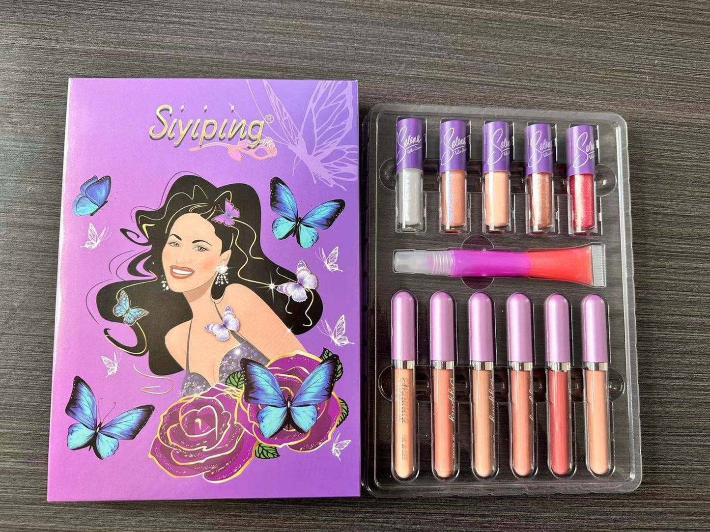 Mariposa Selena Lip Glosses