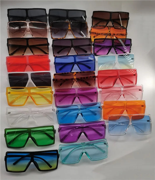 Gafas de sol con montura cuadrada grande